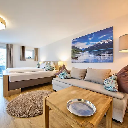 Apartments Lakeside 29 Zell Am See Pokoj fotografie